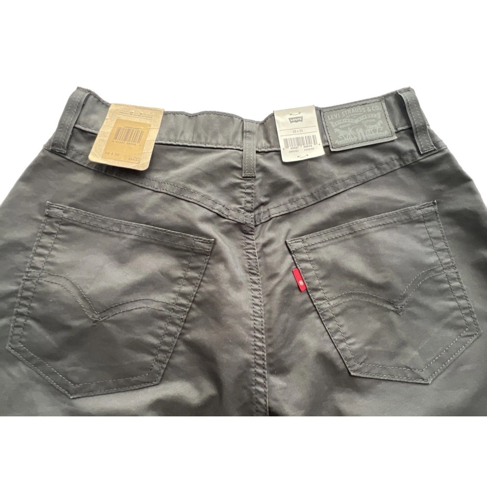 Levis Jeans 28x30 High Rise Mom Black Y2K Womens Denim High Waisted NWT MSRP $69 - Picture 7 of 10